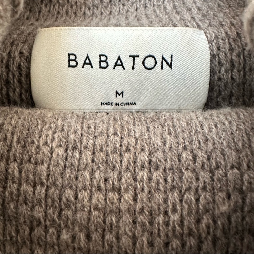 Aritzia Babaton Women’s Mika Sweater Funnel Neck Wool
Cashmere Medium - Picture 8 of 13